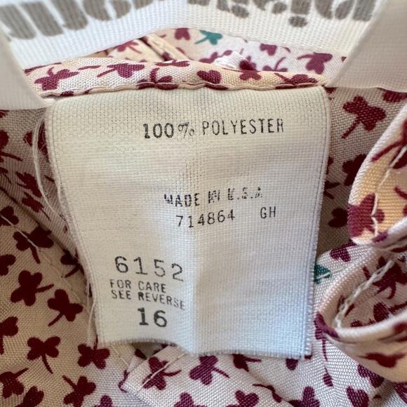 Vintage ‘70s Inner Visions by Ship ‘n Shore Clover Print Long Sleeve Blouse - Picture 8 of 10